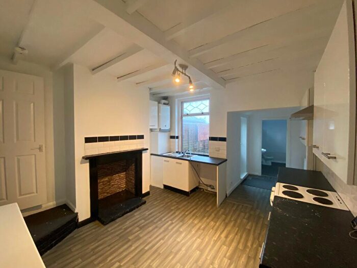 End Of Terrace House To Rent In Lincoln Road, Tuxford, Newark, NG22