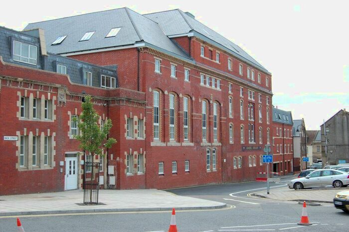 2 Bedroom Apartment To Rent In Ushers Court, Trowbridge, BA14