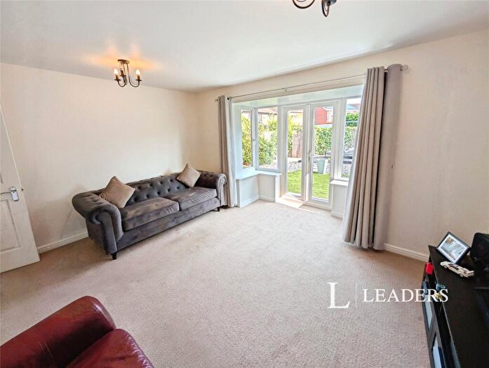 4 Bedroom Detached House For Sale In Millstone Close, Mansfield, Nottinghamshire, NG18