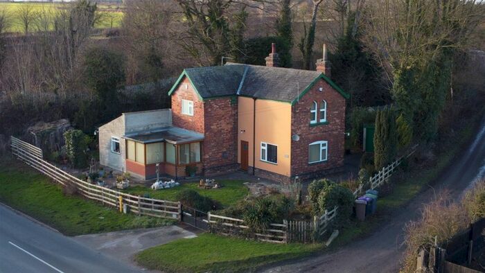 3 Bedroom Detached House For Sale In Station Road, Potterhanworth, Lincoln LN4