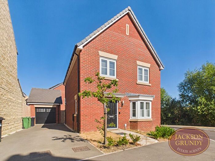 3 Bedroom Detached House For Sale In Osier Way, Olney, MK46