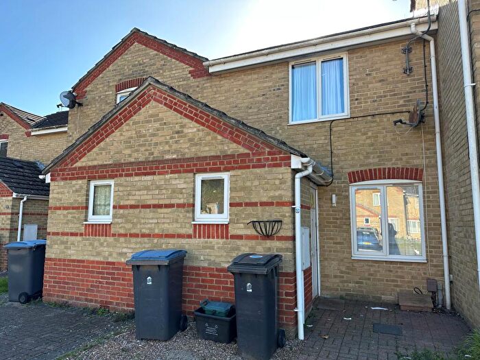 3 Bedroom Semi-Detached House To Rent In St. Bartholomew's Close, Dover, CT17
