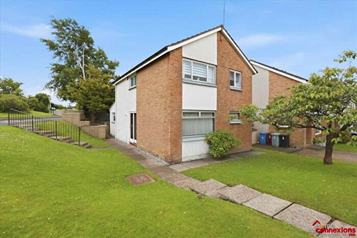 4 Bedroom Detached House For Sale In Findhorn Place, Gardenhall, East Kilbride, G75