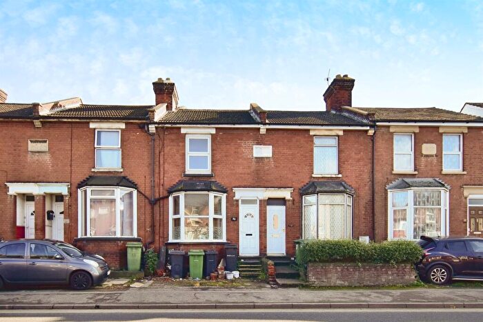 3 Bedroom House To Rent In Sheals Crescent, Maidstone, ME15