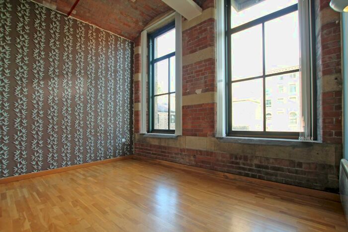 2 Bedroom Flat To Rent In Salts Mill Road, Shipley, Bradford, BD17