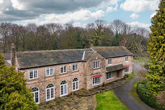 5 Bedroom Detached House For Sale In Broomhouse Lane, Edlington, Doncaster, DN12