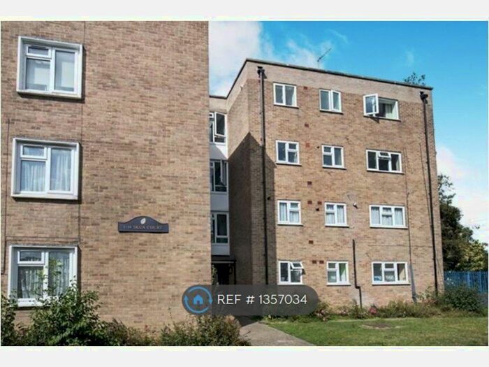 2 Bedroom Flat To Rent In Skua Court, Rochester, ME2