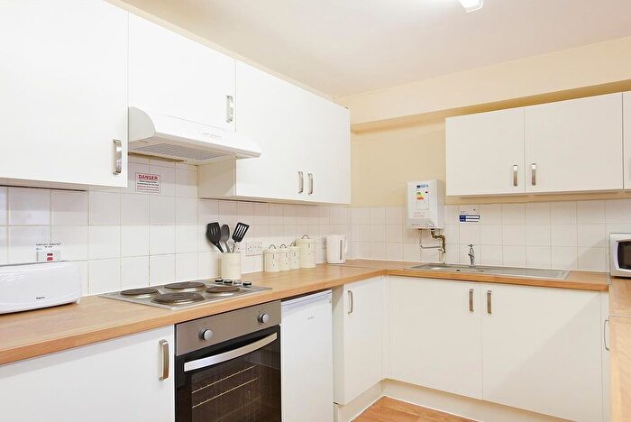 1 Bedroom Flat To Rent In Vicarage Hill, Wrexham, LL13