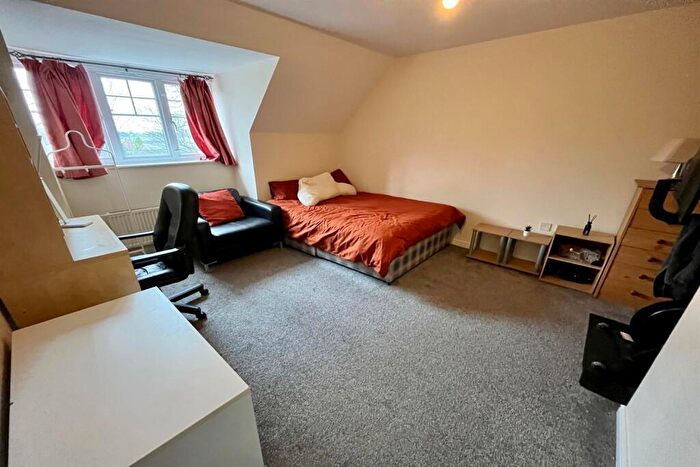 3 Bedroom House To Rent In Yew Tree Road, Manchester, M14