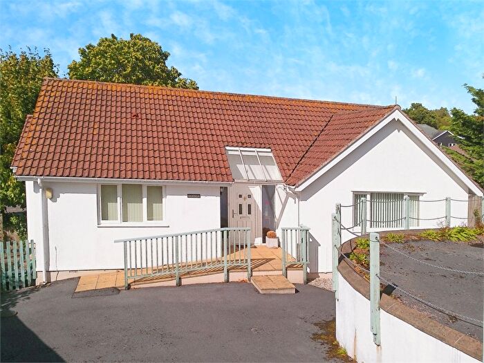 2 Bedroom Detached Bungalow For Sale In Pinewood Road, Milber, Newton Abbot, Devon., TQ12
