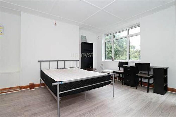 4 Bedroom Flat To Rent In Hurdwick House, Harrington Square, NW1