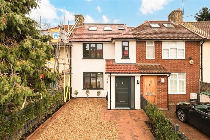 4 Bedroom Terraced House For Sale In Alderbury Road, Barnes, SW13