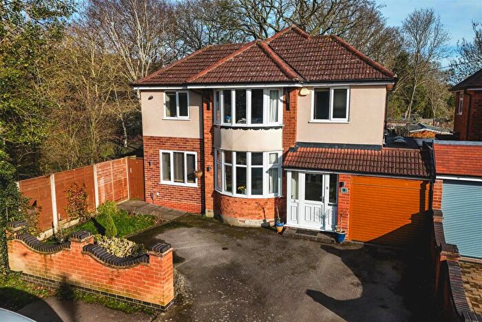4 Bedroom Link Detached House For Sale In Verstone Road, Shirley, Solihull, B90