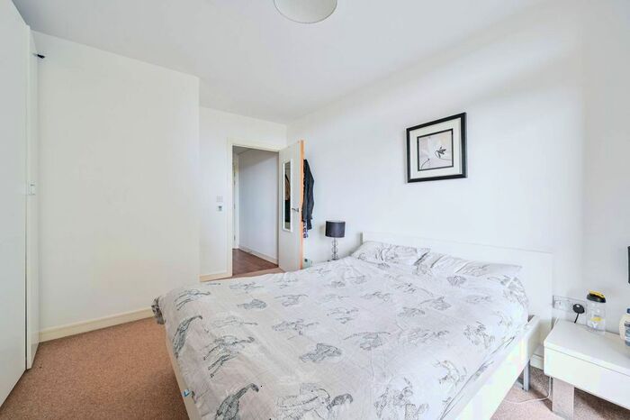 1 Bedroom Flat To Rent In Cable Walk, Greenwich, SE10