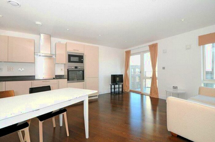 2 Bedroom Apartment To Rent In Blondin Way, London, SE16