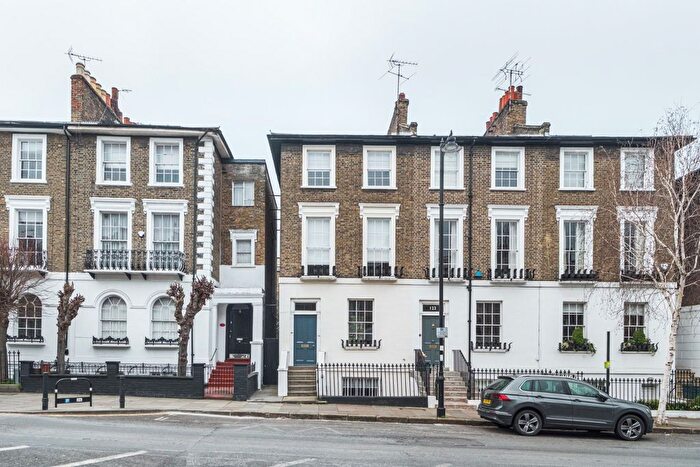 3 Bedroom Property To Rent In Hemingford Road, Barnsbury, N1