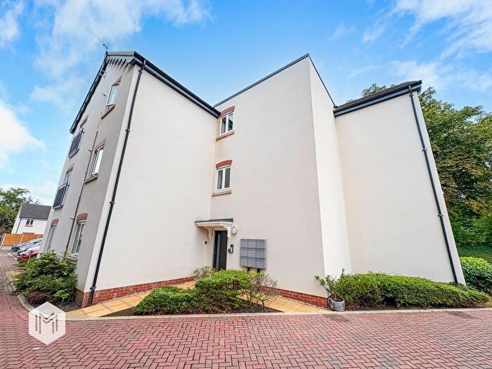 2 Bedroom Flat For Sale In Glazebrook Meadows, Glazebrook, Warrington, Cheshire, WA3