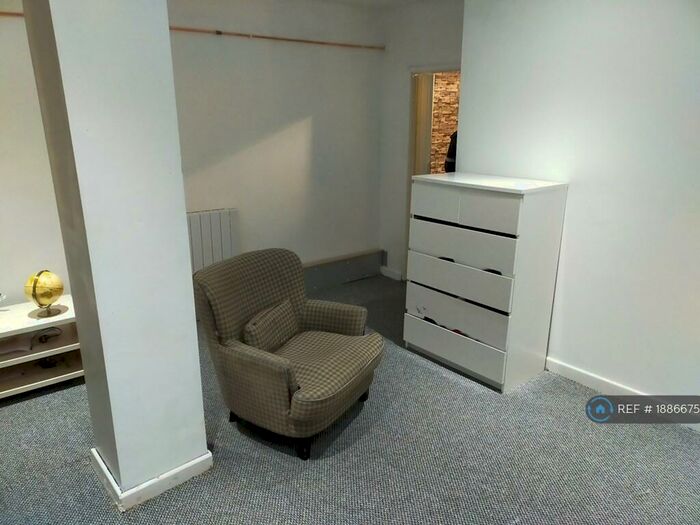 1 Bedroom Flat To Rent In Stoke On Trent, Stoke On Trent, ST6