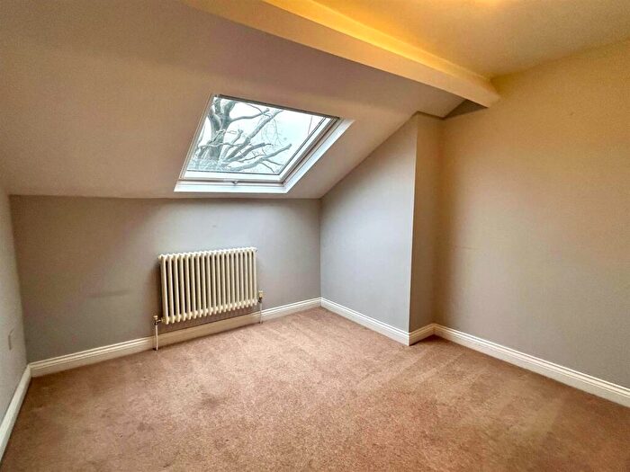 2 Bedroom Apartment To Rent In York Road, Edgbaston, Birmingham, B16
