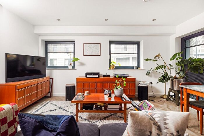 1 Bedroom Flat For Sale In Everards Place, City Centre, BS1