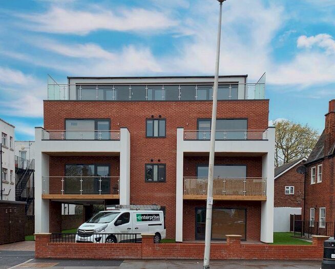 1 Bedroom Apartment To Rent In New Wanstead Brand New Development - Bedroom Flat With Balcony, E11