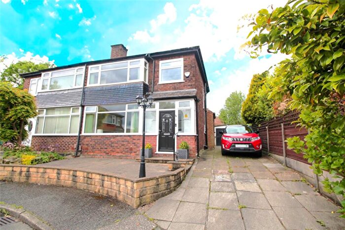 3 Bedroom Semi-Detached House For Sale In Colbourne Avenue, Crumpsall, Manchester, M8