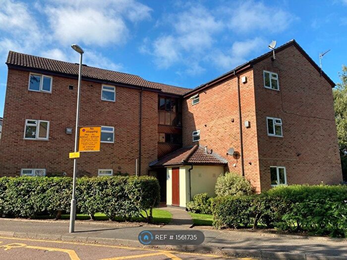2 Bedroom Flat To Rent In Burney House, Chessington, KT9