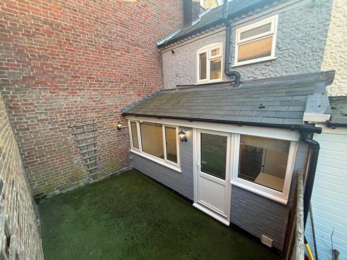 2 Bedroom Terraced House For Sale In Chesham, Buckingahamshire, HP5