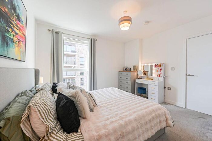 1 Bedroom Flat For Sale In Anderson Road, Kidbrooke, London, SE3