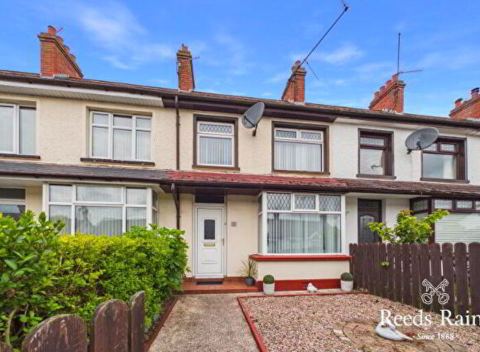 3 Bedroom House For Sale In Warren Park Drive, Lisburn, BT28