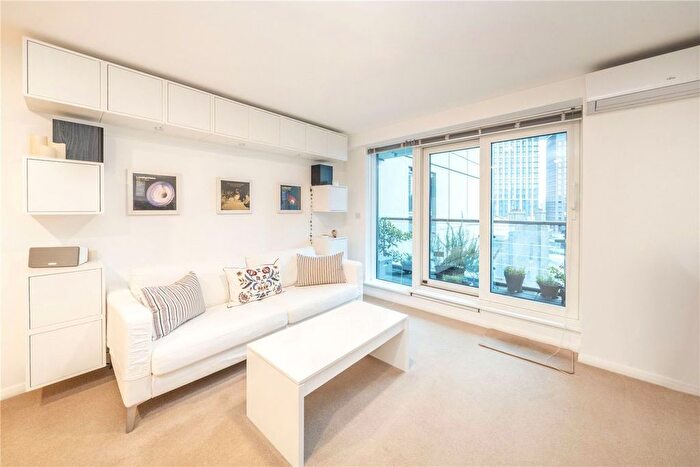 1 Bedroom Flat For Sale In Kingfisher House, Nine Elms, SW8