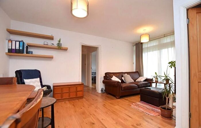 2 Bedroom Flat To Rent In Longbridge Road, Barking, London, IG11