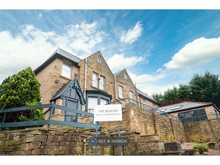 1 Bedroom Flat To Rent In Stile Common Road, Huddersfield, HD4