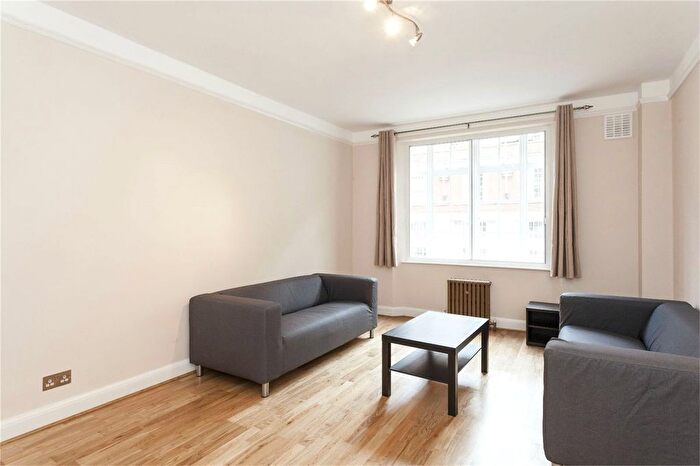 2 Bedroom Flat To Rent In Upper Woburn Place, Bloomsbury, WC1H