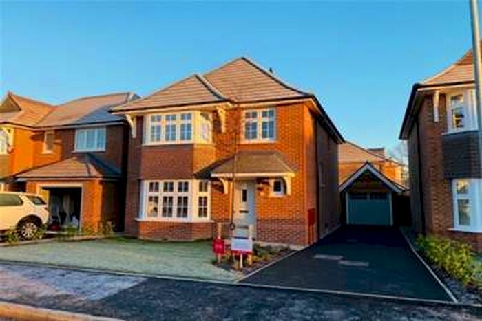 4 Bedroom House To Rent In Rook Crescent, Leyland, PR25