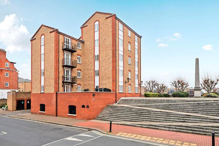 2 Bedroom Property For Sale In Rotherhithe Street, Codrington Court, SE16