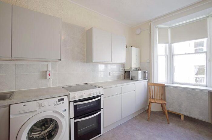 5 Bedroom Flat To Rent In Burlington Street, Brighton, BN2