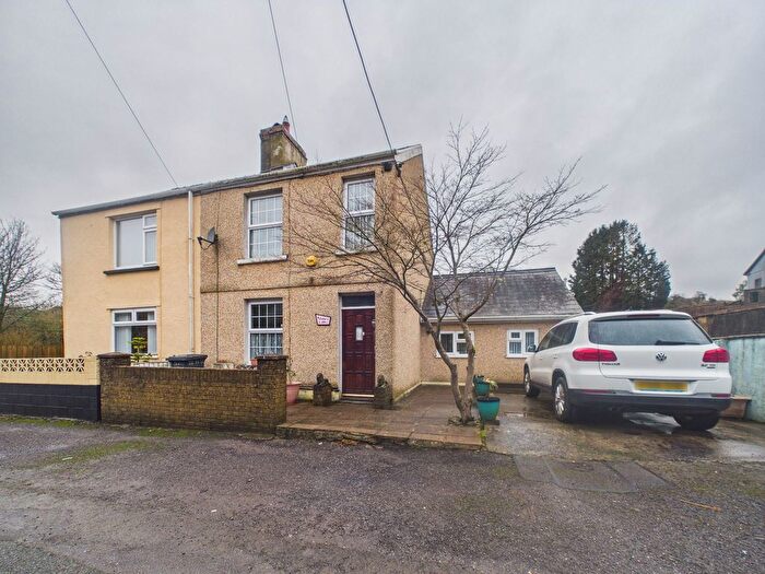 2 Bedroom Semi Detached House For Sale In Mechanics Square, Scwrfa, NP22