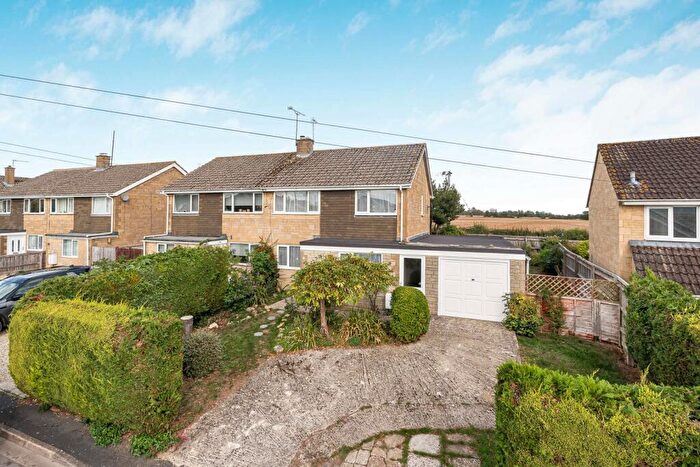 3 Bedroom Semi Detached House For Sale In Aldsworth Close, Fairford, Gloucestershire, GL7