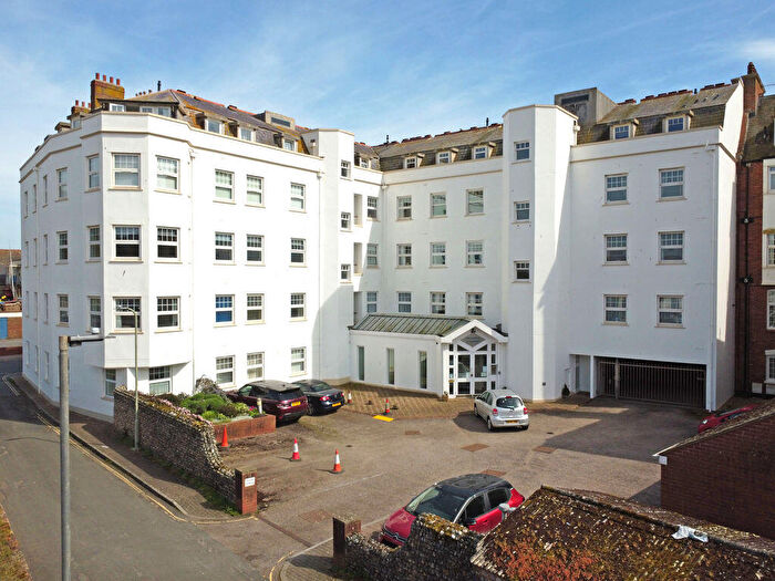 2 Bedroom Flat For Sale In The Esplanade, Sidmouth, EX10