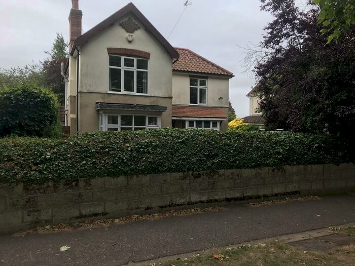 4 Bedroom Detached House To Rent In Earlham Road, Norwich, NR4