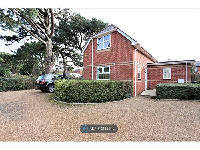 3 Bedroom Detached House To Rent In Endfield Road, Bournemouth, BH9