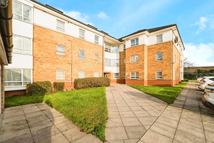 2 Bedroom Flat For Sale In Goresbrook Road, Dagenham, RM9