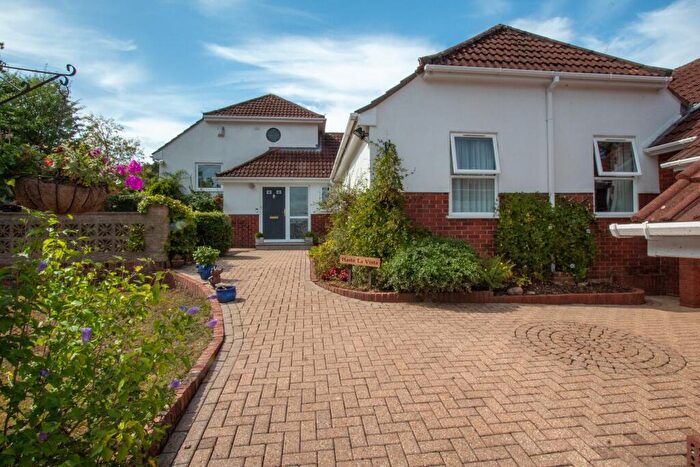 5 Bedroom Detached House For Sale In Windmill Lane, West Hill, EX11