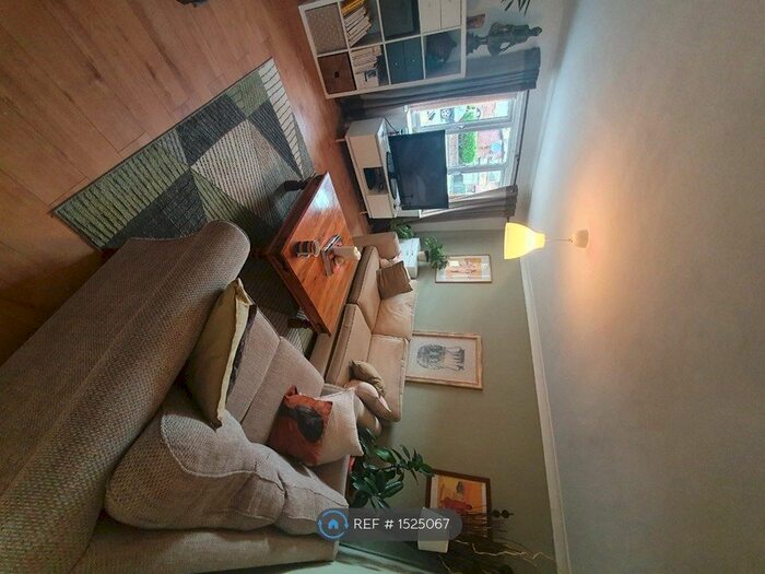 2 Bedroom Semi-Detached House To Rent In Egerton Road North, Manchester, M16