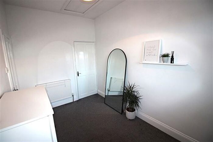 2 Bedroom End Of Terrace House To Rent In Robin Lane, Beighton, Sheffield, S20