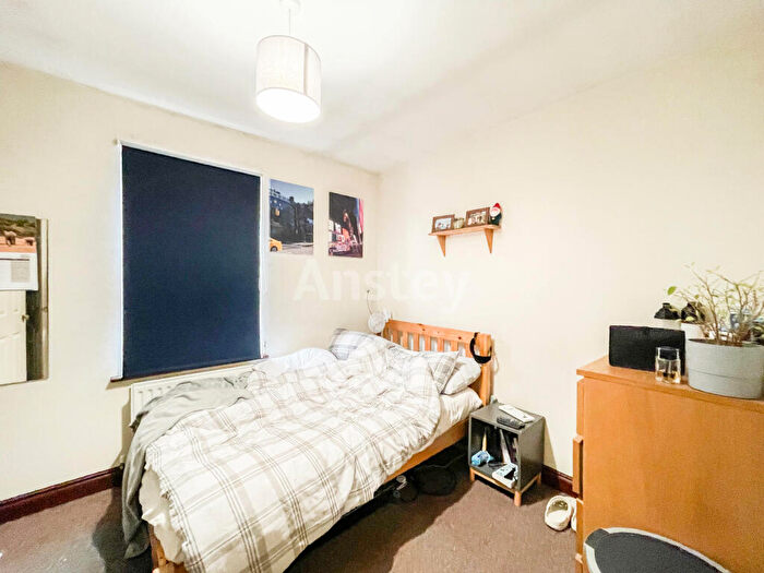 6 Bedroom Semi-Detached House To Rent In Burlington Road, Southampton, SO15