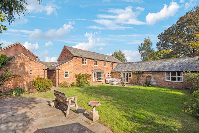 4 Bedroom Detached House For Sale In Oliver Street, Ampthill, MK45