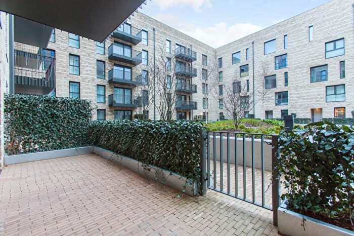 1 Bedroom Flat To Rent In Waterside Park, Bramwell Way, Royal Docks, London, E16