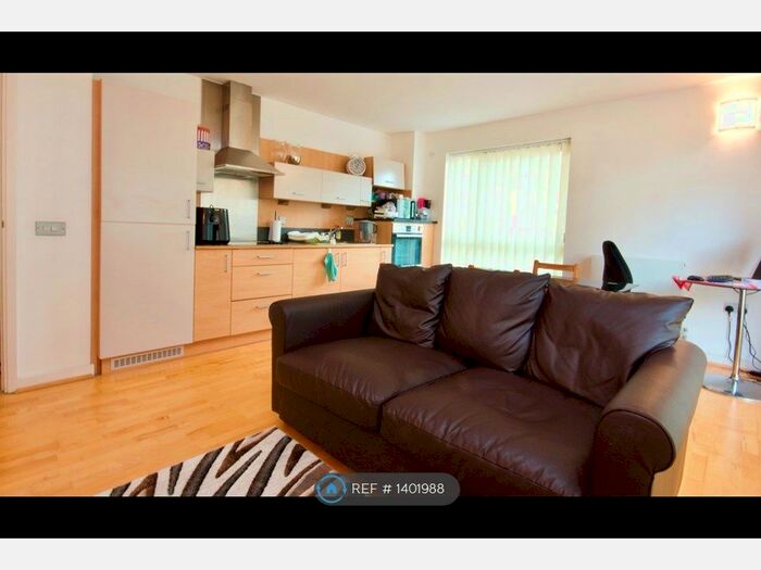 1 Bedroom Flat To Rent In Becquerel Court, London, SE10
